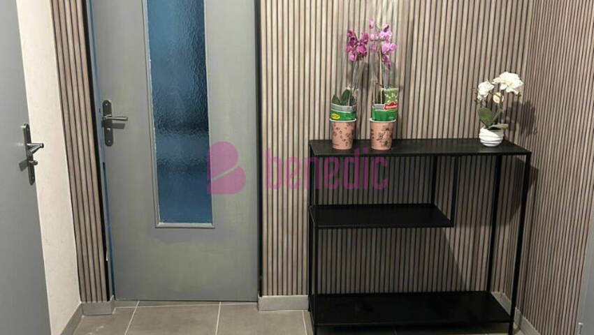 59631070d - Attribut alt par défaut.