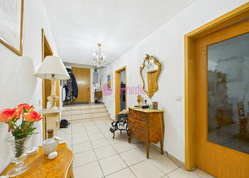 59795592b - Attribut alt par défaut.