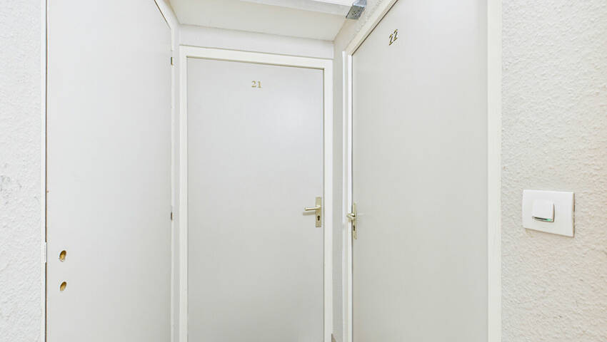 59797924b - Attribut alt par défaut.