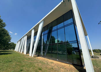 59800314b - Attribut alt par défaut.