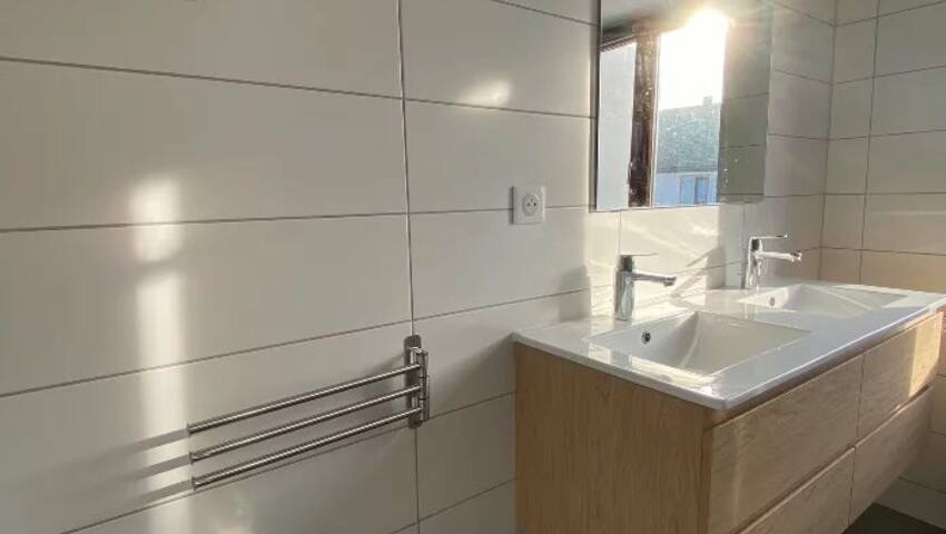 57071185j - Attribut alt par défaut.