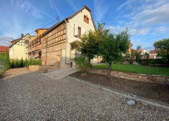 57071185a - Attribut alt par défaut.