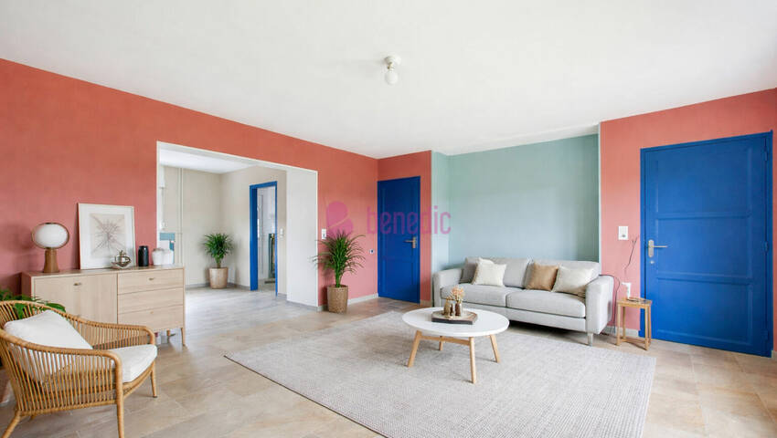 59512555a - Attribut alt par défaut.