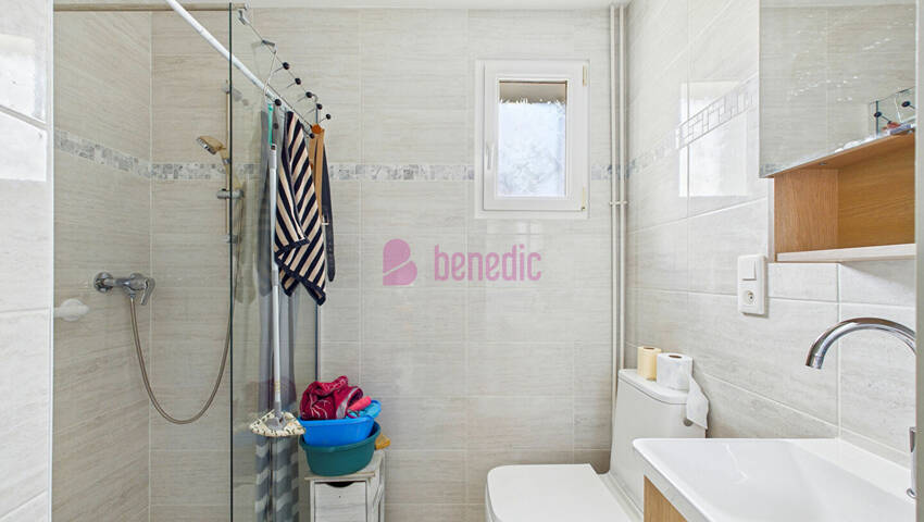 59512555q - Attribut alt par défaut.