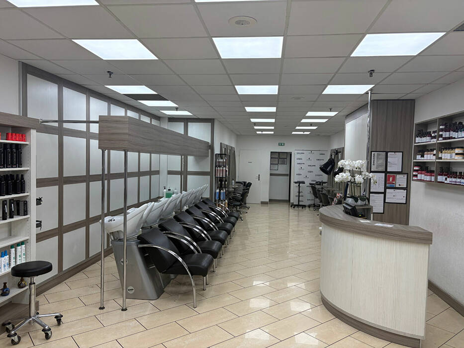 59808371d - Attribut alt par défaut.