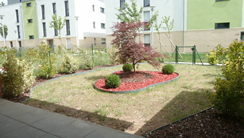 21381698a - Attribut alt par défaut.