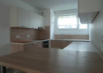 21381698c - Attribut alt par défaut.