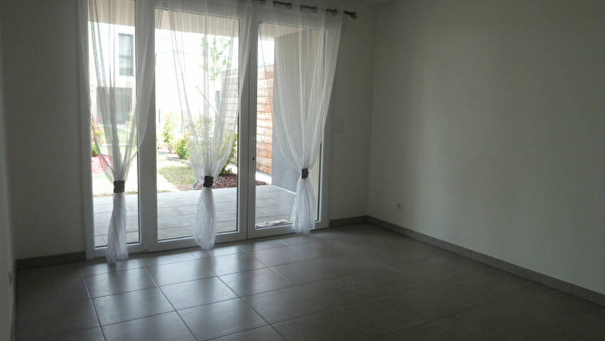 21381698i - Attribut alt par défaut.