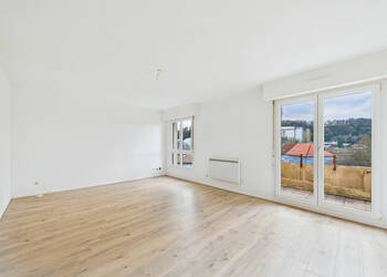 59809459a - Attribut alt par défaut.