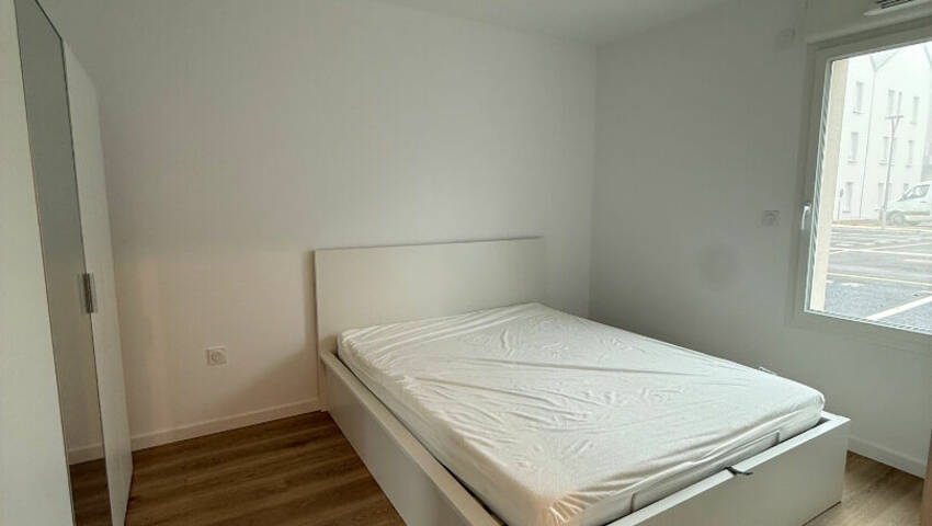 59249383e - Attribut alt par défaut.