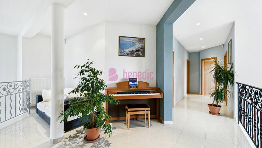 59811949k - Attribut alt par défaut.