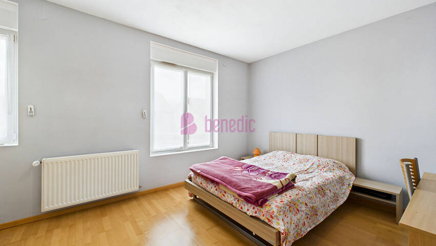 59811949n - Attribut alt par défaut.