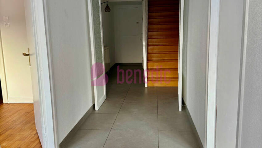 55384686h - Attribut alt par défaut.