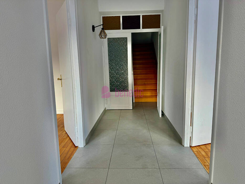 55384686l - Attribut alt par défaut.