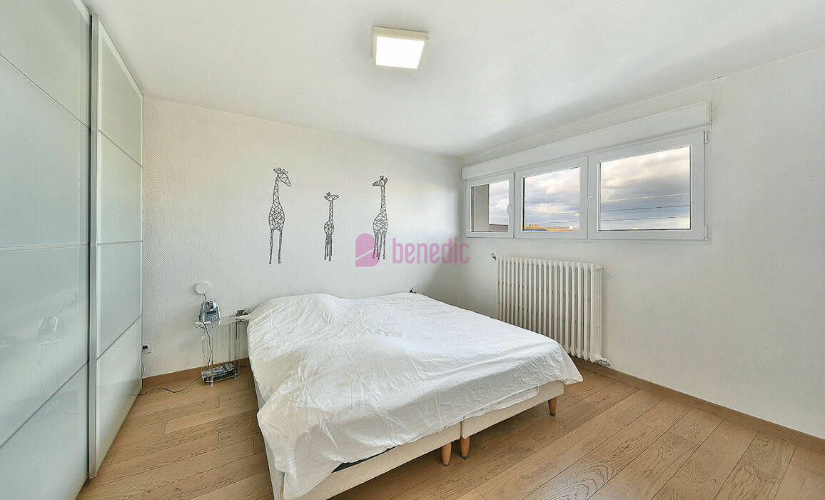 59697162e - Attribut alt par défaut.