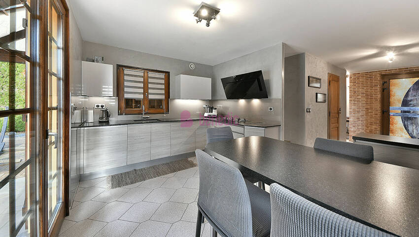 59455015c - Attribut alt par défaut.