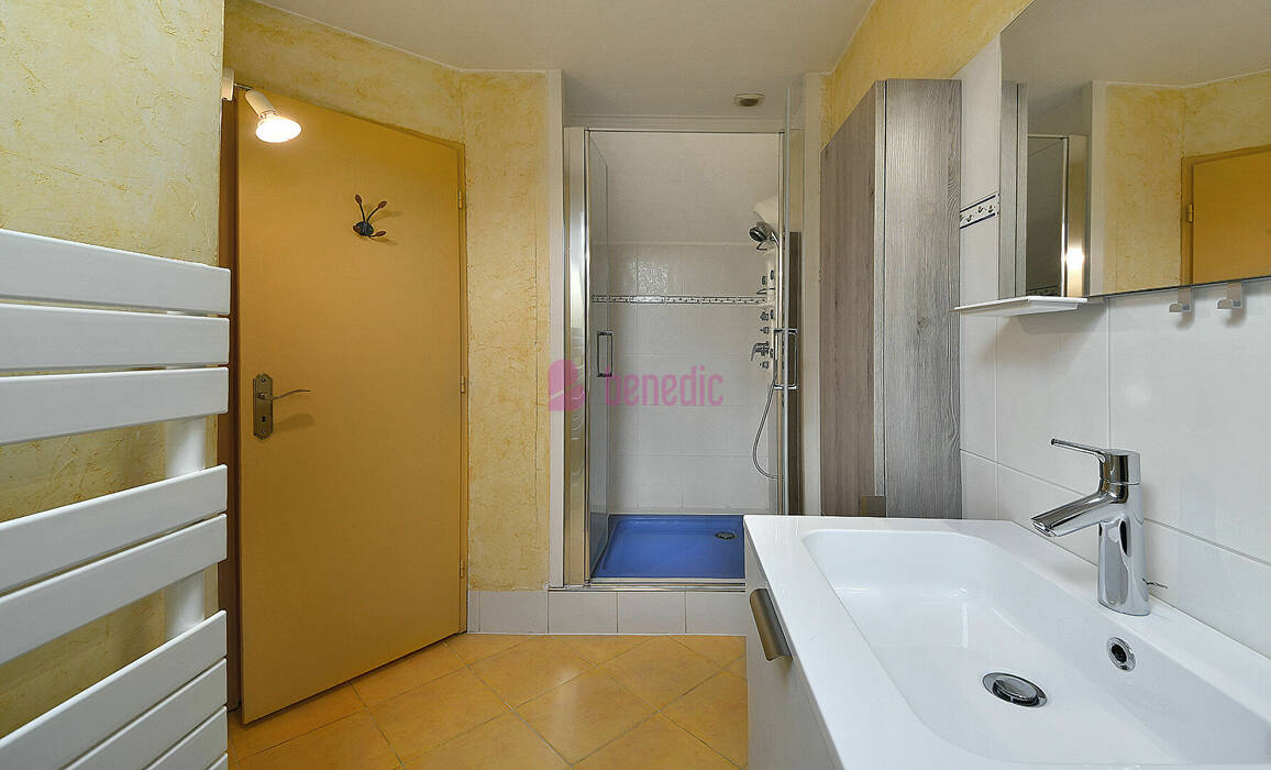 59455015m - Attribut alt par défaut.