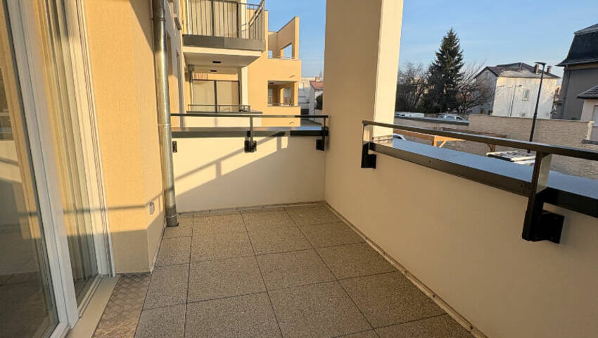 59825662a - Attribut alt par défaut.