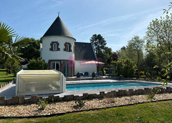 58326191b - Attribut alt par défaut.