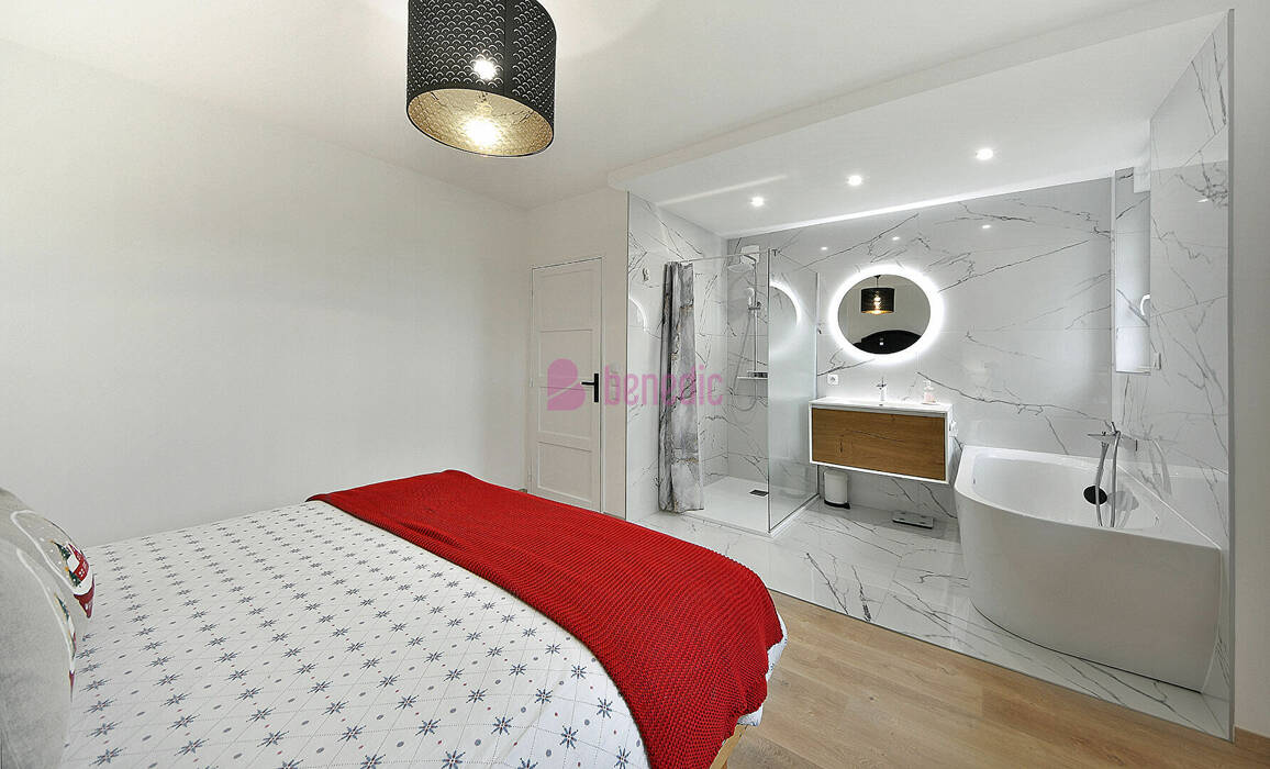 58326191n - Attribut alt par défaut.