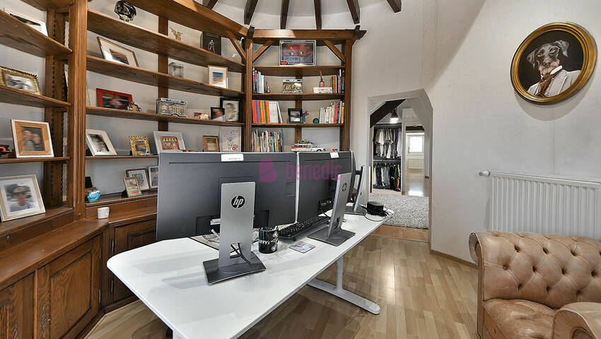 58326191r - Attribut alt par défaut.