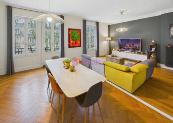 59829744b - Attribut alt par défaut.