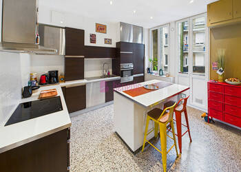 59829744c - Attribut alt par défaut.