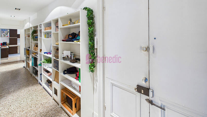 59829744l - Attribut alt par défaut.