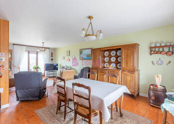 59554665c - Attribut alt par défaut.