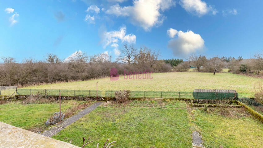 59554665f - Attribut alt par défaut.