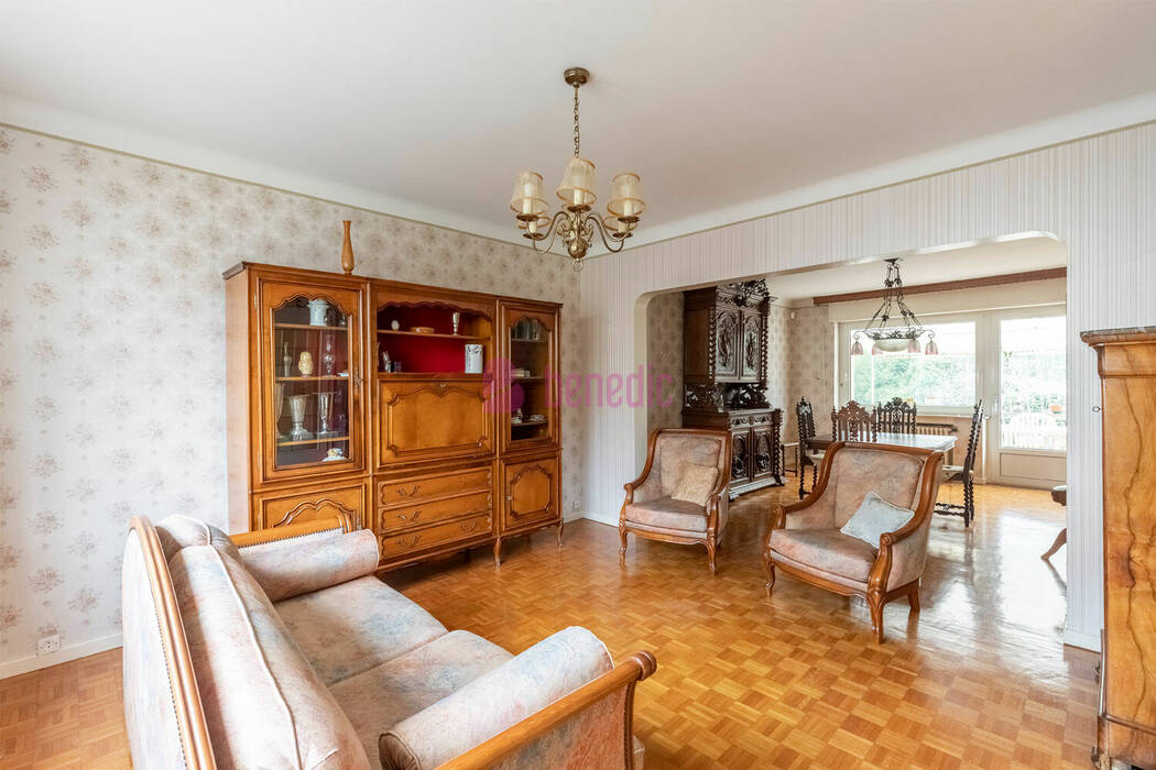 59626845d - Attribut alt par défaut.