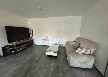 59780114b - Attribut alt par défaut.