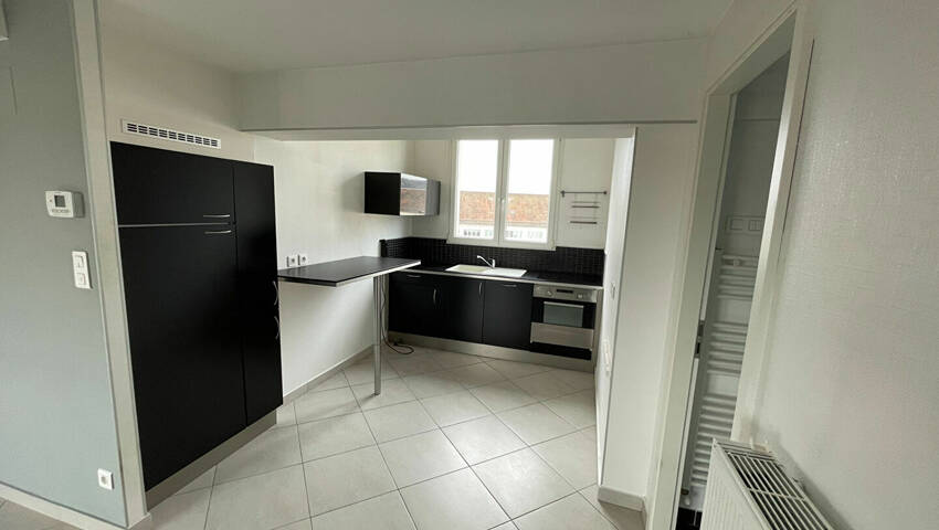 59831430c - Attribut alt par défaut.