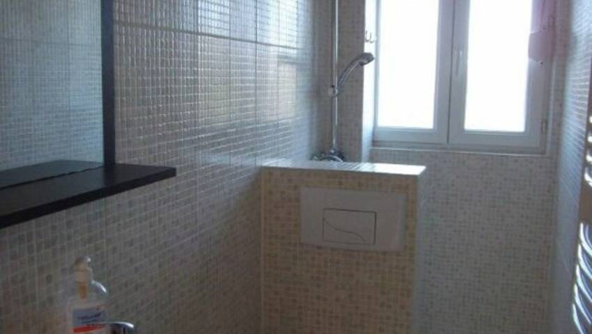 4246452d - Attribut alt par défaut.