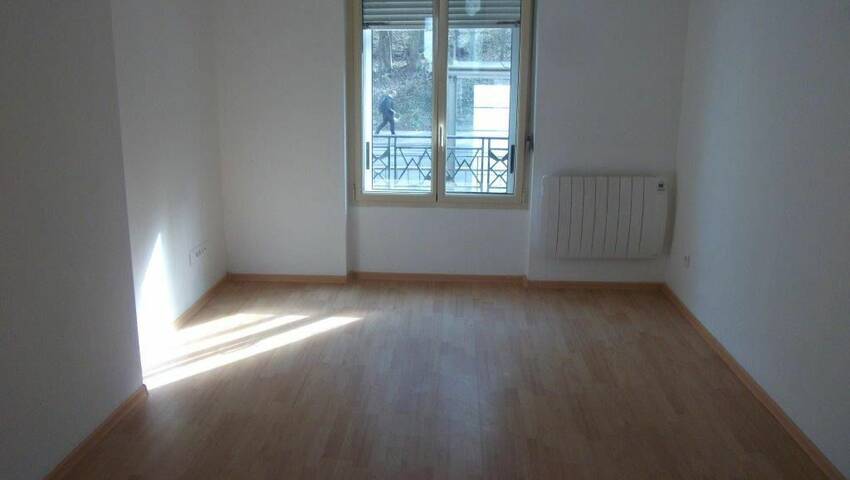 4246452g - Attribut alt par défaut.