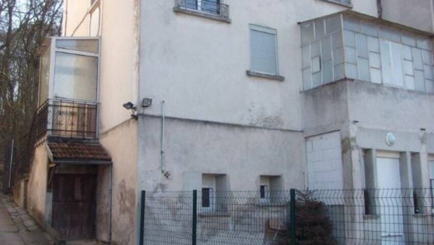 4246452l - Attribut alt par défaut.