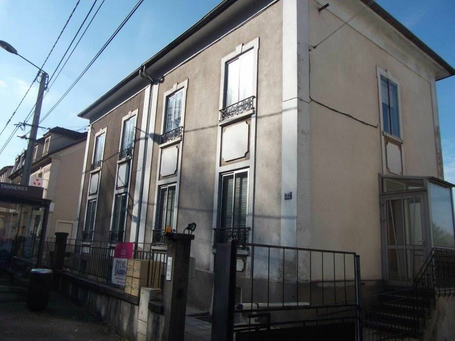 4246452m - Attribut alt par défaut.