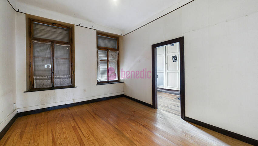 59789045m - Attribut alt par défaut.