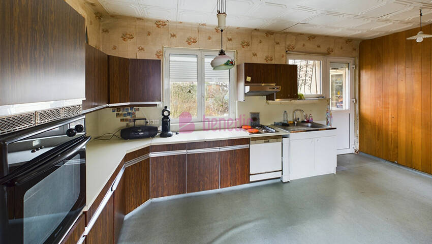 57653484d - Attribut alt par défaut.