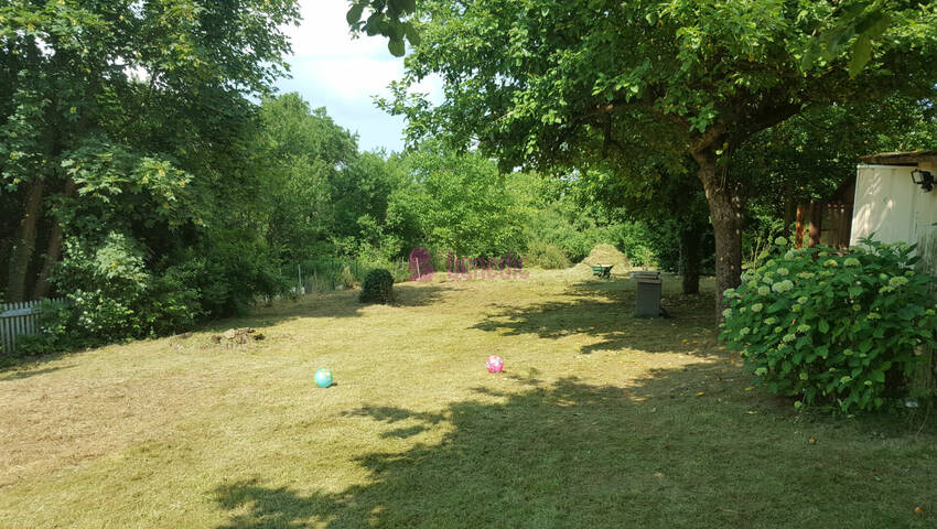 59103948c - Attribut alt par défaut.