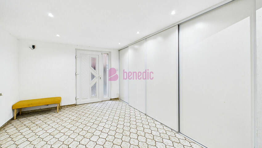 59103948i - Attribut alt par défaut.