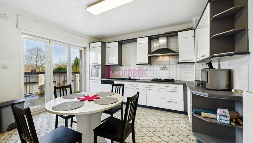 59103948l - Attribut alt par défaut.