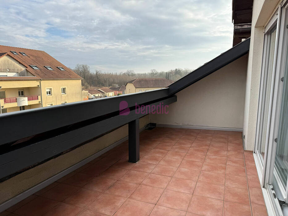 59845522c - Attribut alt par défaut.