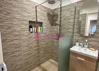 59853604c - Attribut alt par défaut.