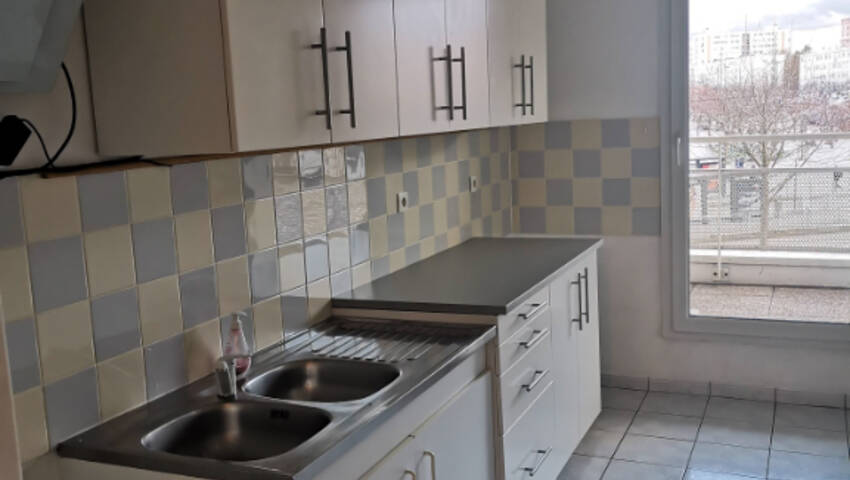 15198630c - Attribut alt par défaut.