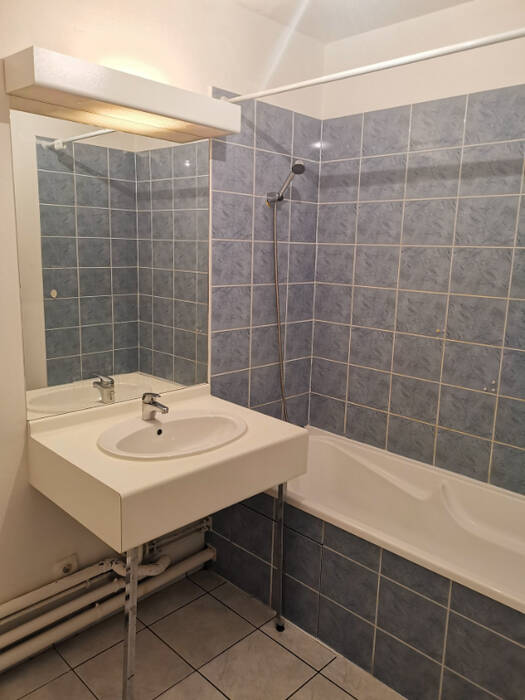 15198630l - Attribut alt par défaut.