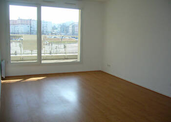 15198630c - Attribut alt par défaut.