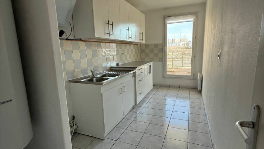 15198630a - Attribut alt par défaut.