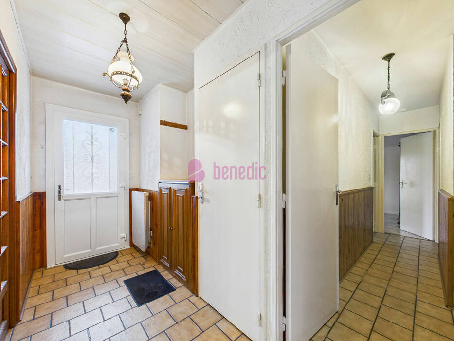 58924219c - Attribut alt par défaut.