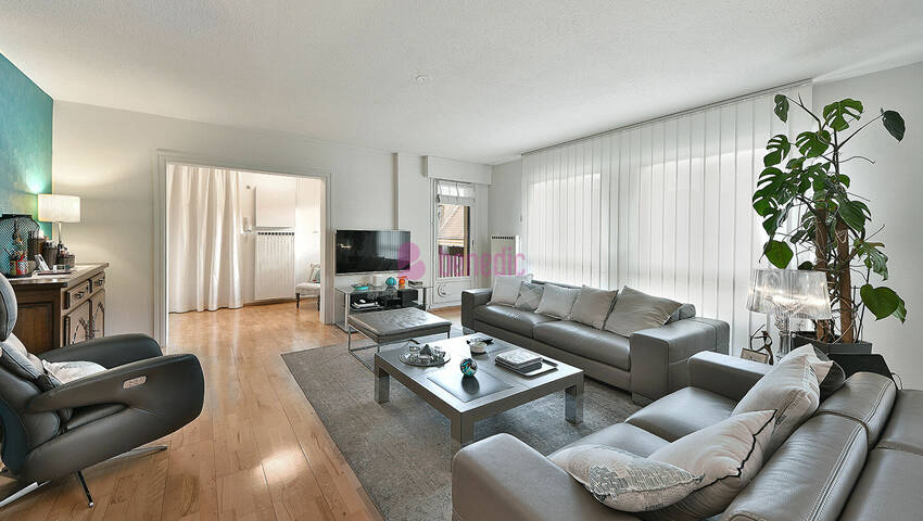 59792737d - Attribut alt par défaut.